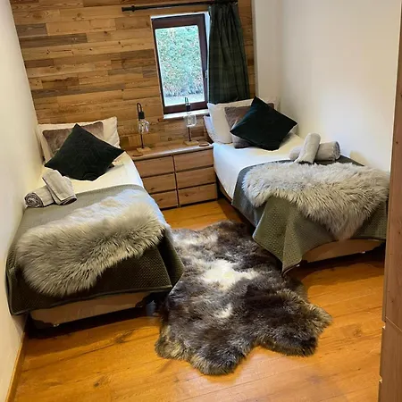 Oursourie Apartment