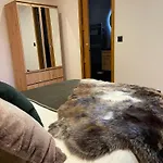 Oursouris Lägenhet